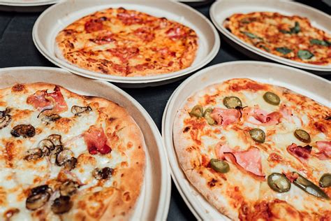 Mission pizza - Be it thin bases or bases that have a delicious crust, Mission’s range of pizza bases are the perfect option for dinner or entertaining. Mission Plain Thin Pizza Crusts. Mission Wholemeal Thin Pizza Crusts. Mission Garlic & Herb …